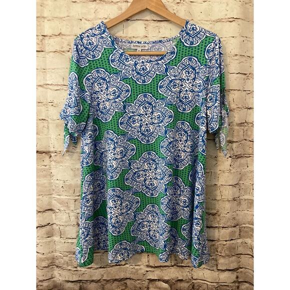 Buckhead Betties Top Womens Medium Tunic Blue Medallion Longer Length Stretch - Picture 1 of 14